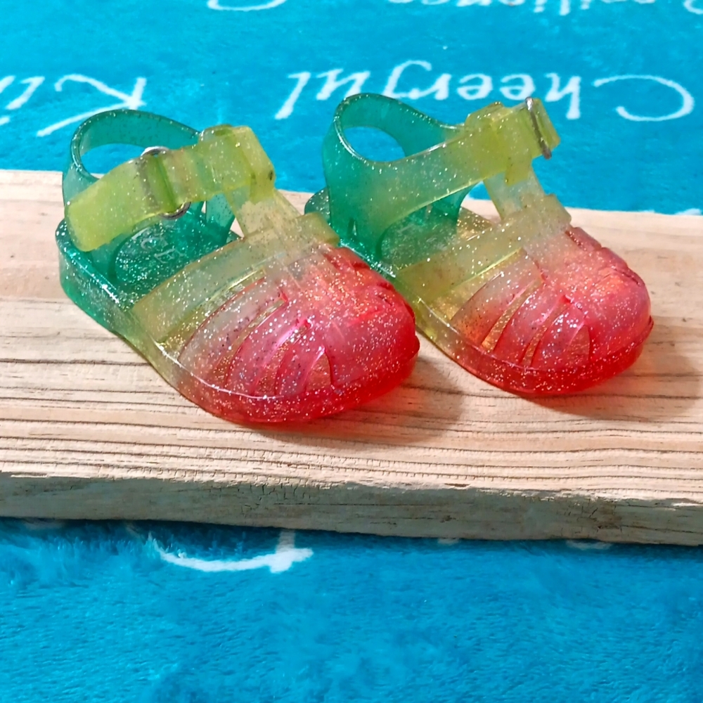 Childrens Place Green and Pink Jelly Sandals Size 0-3 months